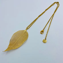 Load image into Gallery viewer, Golden Leaf Pendant Necklace
