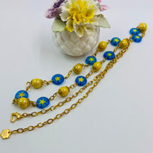 Load image into Gallery viewer, Yellow Italian Millefiori Beads Necklace
