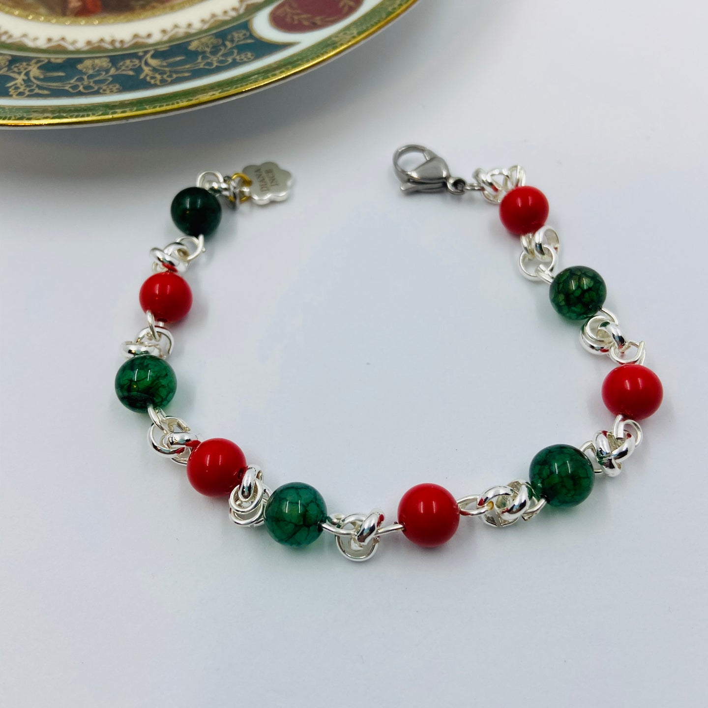 Interwoven Red-Green Army Design Glass-Agate Beads Bracelet