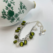 Load image into Gallery viewer, Moss- White Colour Murano Beads Necklace
