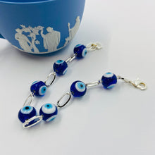 Load image into Gallery viewer, Evil Eye Lampwork Glass Beads Bracelet
