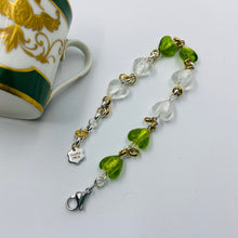 Load image into Gallery viewer, Green and White Heart  Murano  Bracelet
