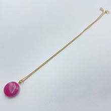 Load image into Gallery viewer, Magenta Color Agate Pendant Necklace
