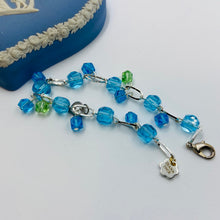 Load image into Gallery viewer, Blue-Green Czech Glass Bead Bracelet
