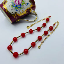 Load image into Gallery viewer, Shiny Red Murano Gold Tubes Beads Necklace
