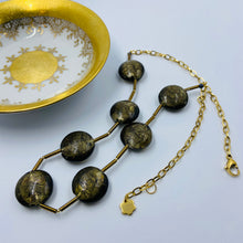 Load image into Gallery viewer, Dark Green Murano Beads Necklace
