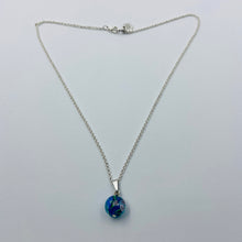 Load image into Gallery viewer, Hand Made Lampwork Bead on Silver Plated Chain Necklace
